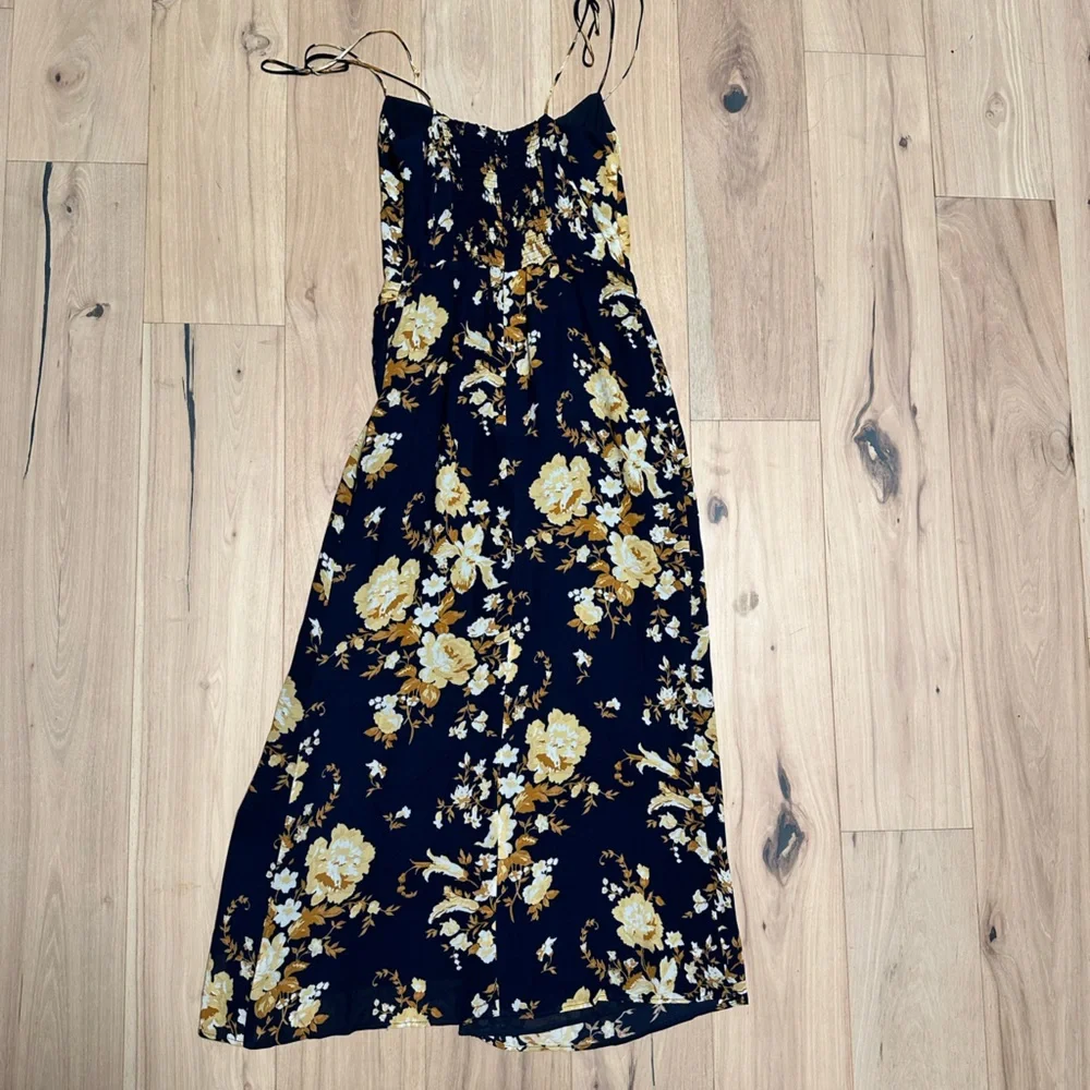 Reformation Kourtney Summer Dress | Size 4 - Picture 2 of 15